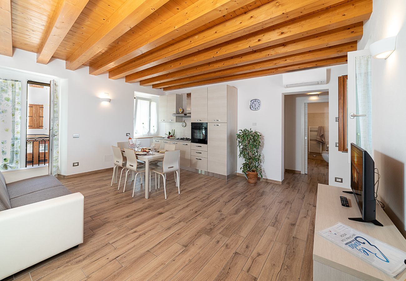 Ferienhaus in Bardolino - Regarda - romantisches  Rustico Casa Rossa 1 mit WLan, Klimaanlage