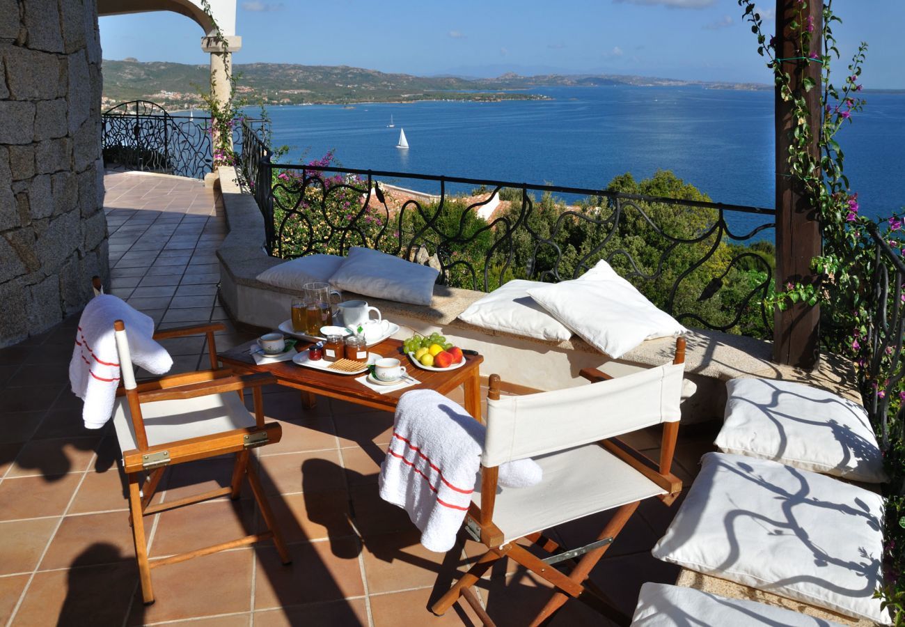 Villa in Baia Sardinia - Villa Quercia - erstaunlicher Rückzugsort mit Pool und Panoramablick