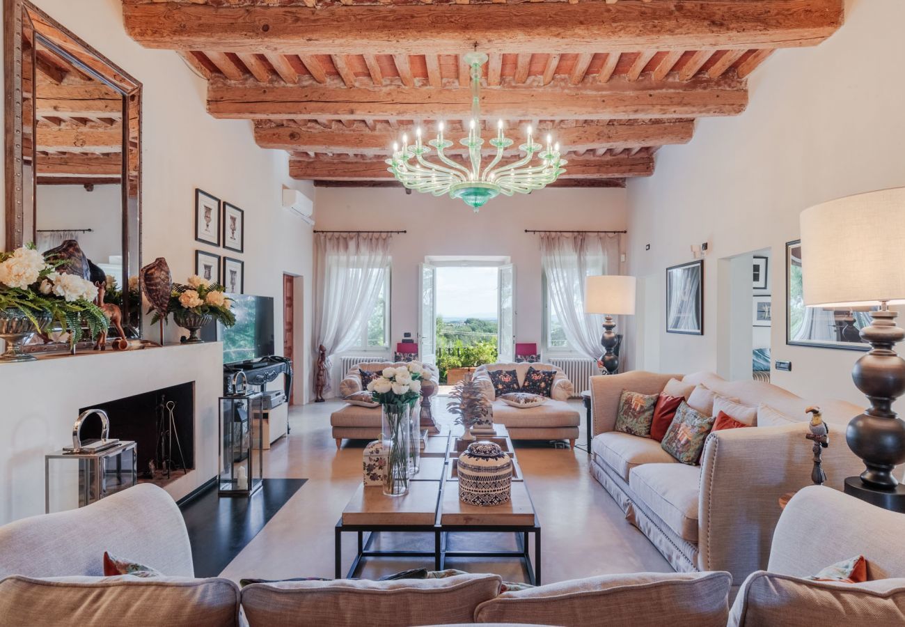Villa in Montecarlo - Villa Duemani - Pickleball Retreat