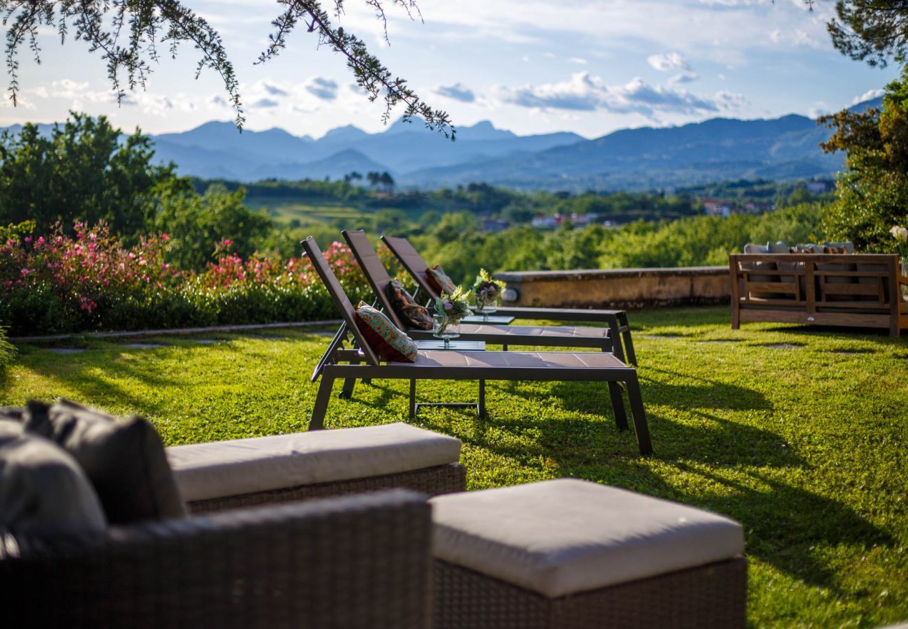 Villa in Montecarlo - Villa Duemani - Pickleball Retreat