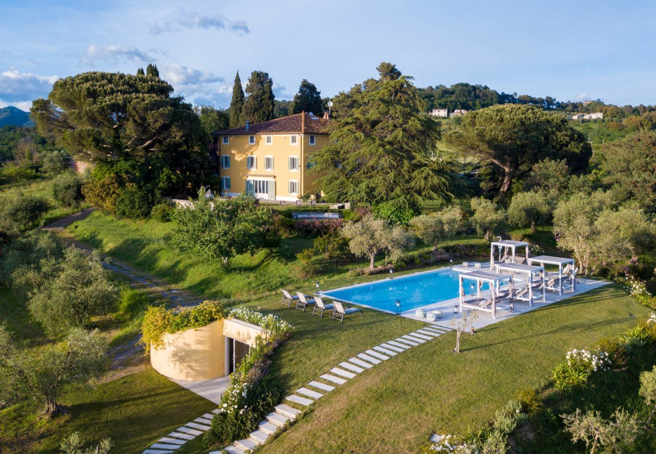 Villa in Montecarlo - Villa Duemani - Pickleball Retreat