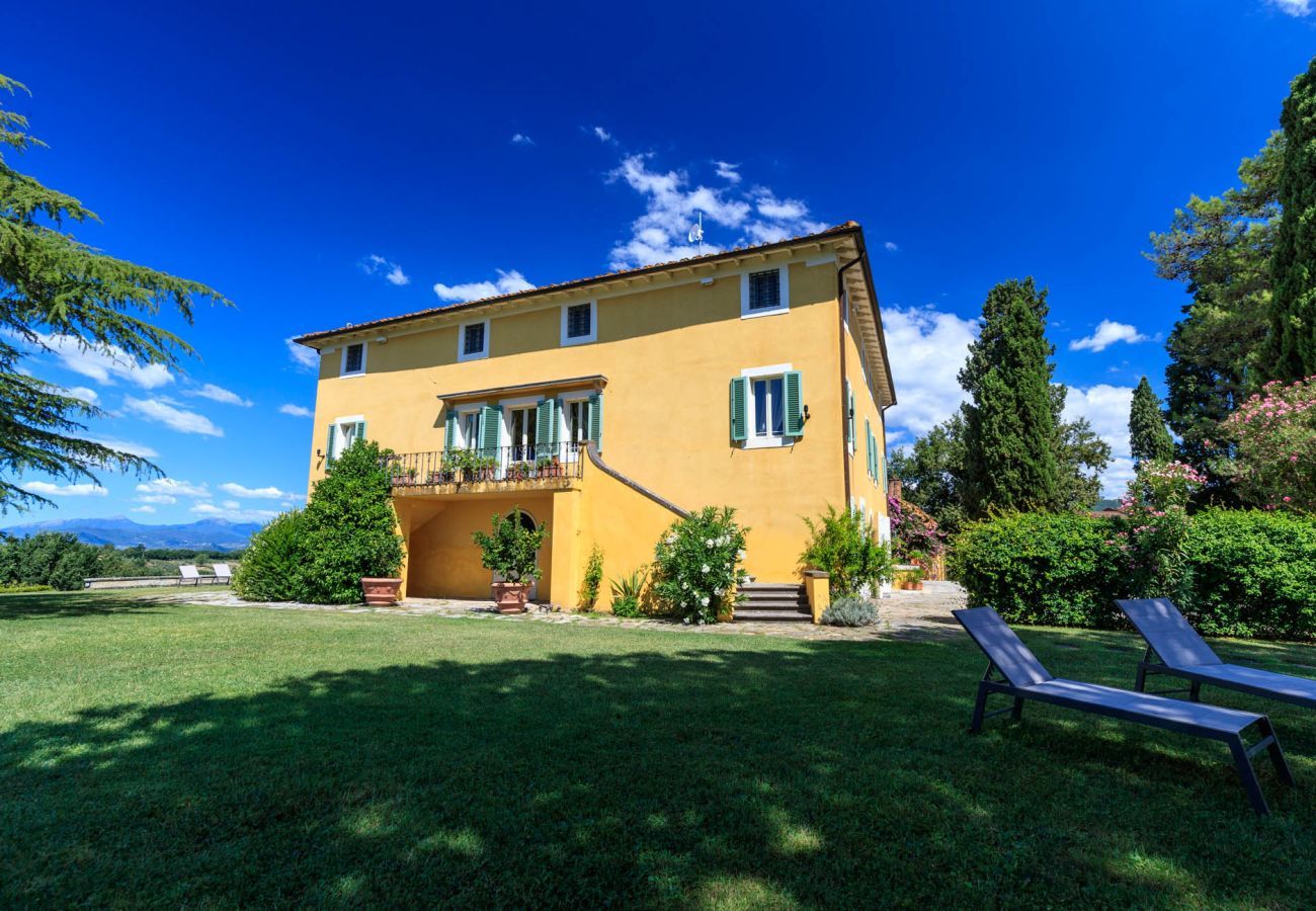 Villa in Montecarlo - Villa Duemani - Pickleball Retreat