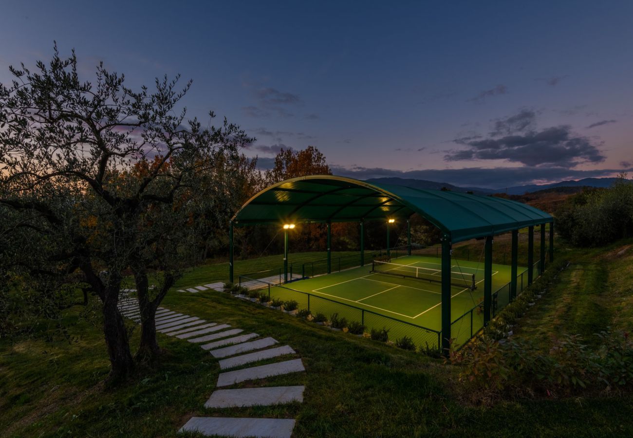 Villa in Montecarlo - Villa Duemani - Pickleball Retreat