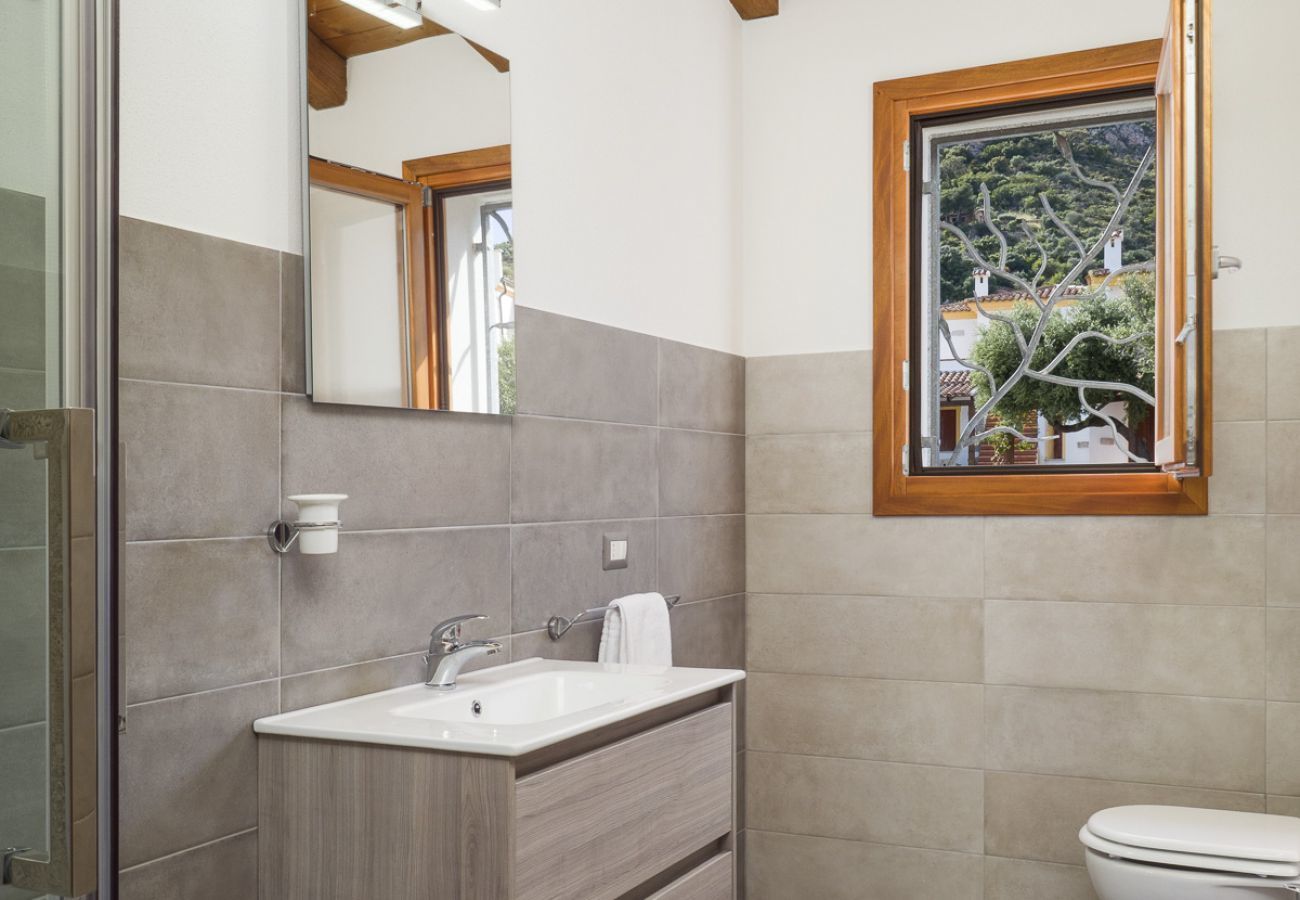 Chalet in San Teodoro - Villetta Etesia - modernes Haus neben Lu Impostu