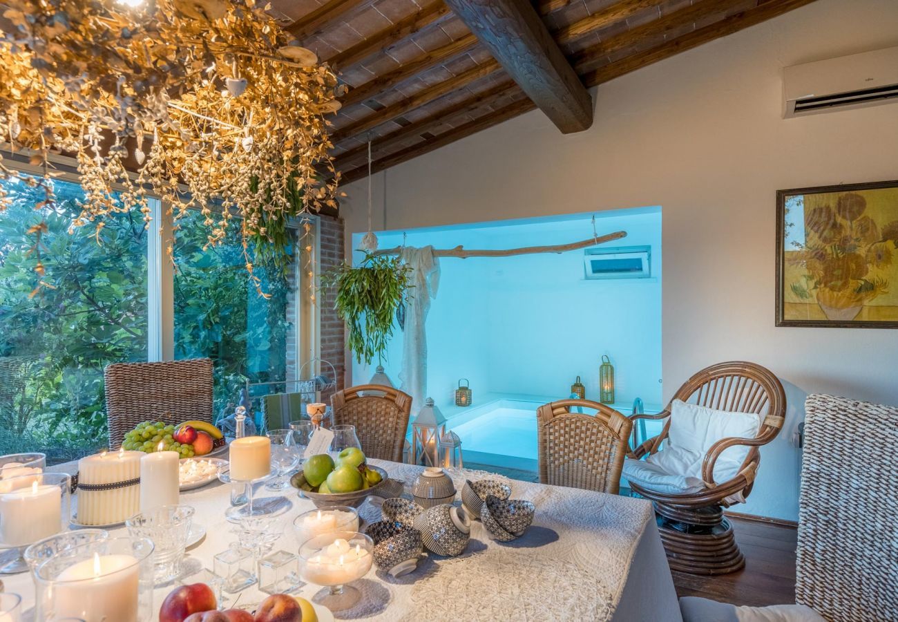 Villa in Capannori - Villa Lorena, a Family Vintage Home with Indoor Pool, Air Conditioning, Outdoor Pool, Fitness Room & Wifi