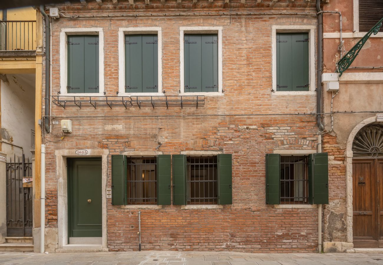 Ferienwohnung in Venedig - San Giacomo Dall'Orio Garden Apartment R&R