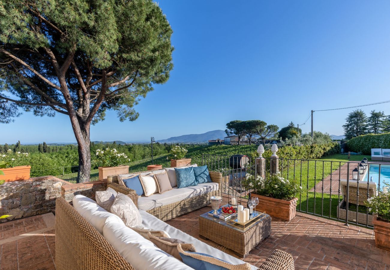 Villa in Capannori - FATTORIA CAMIGLIANO Luxury Farmhouse with Pool inside a Wine Estate