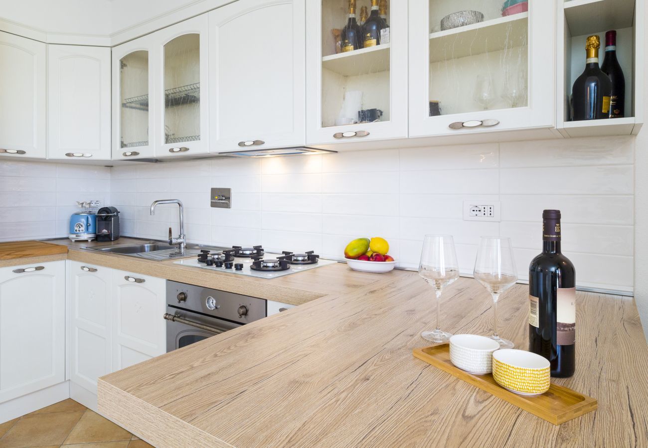 Myrsine 7D - Moderne, voll ausgestattete Küche, ideal zum Kochen im Urlaub