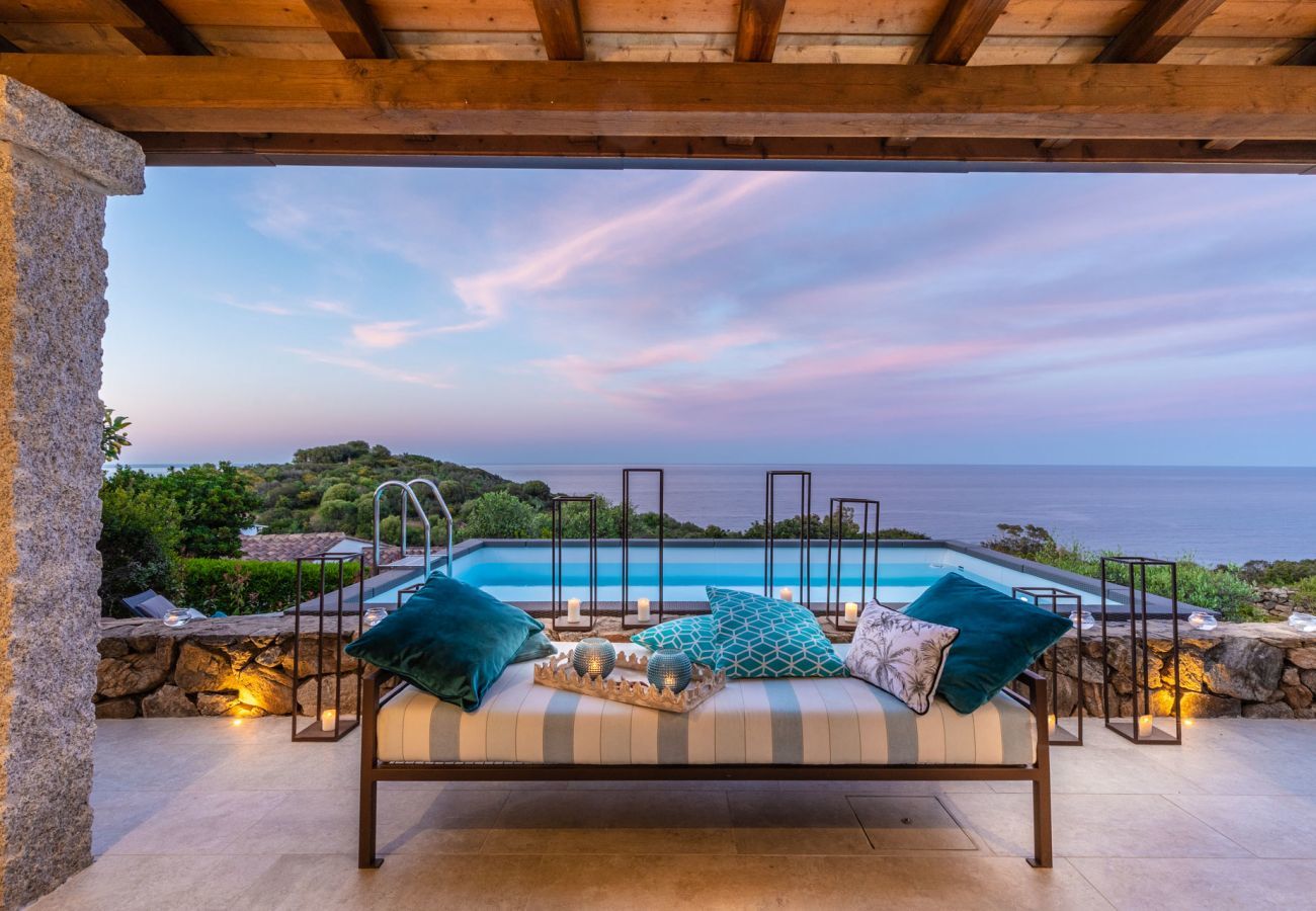 Villa in Ottiolu - VILLA LA BELLA, Luxury Seafront Villa with Panoramic Terrace in Porto Ottiolu, Sardinia