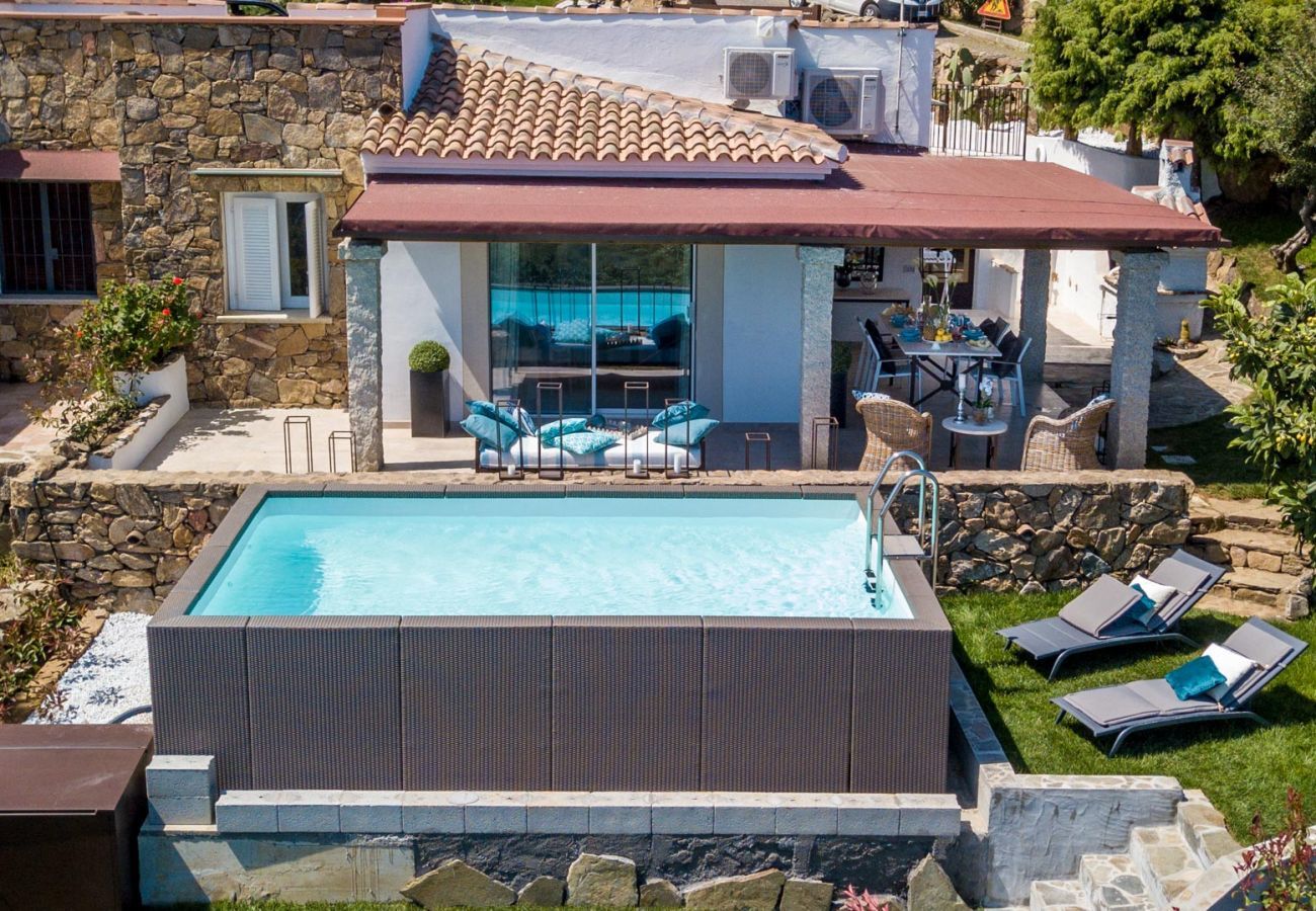 Villa in Ottiolu - Villa La Bella
