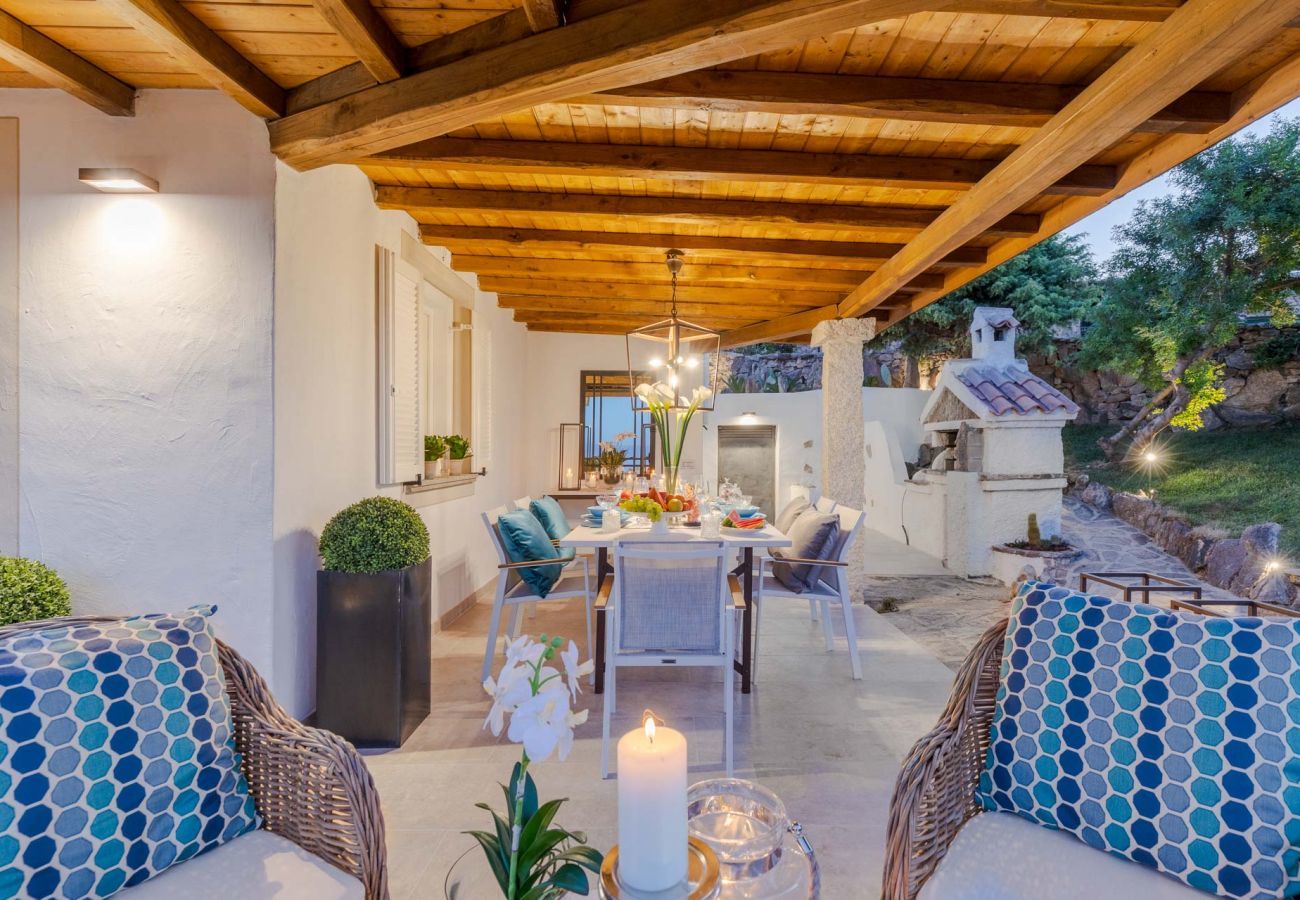 Villa in Ottiolu - Villa La Bella