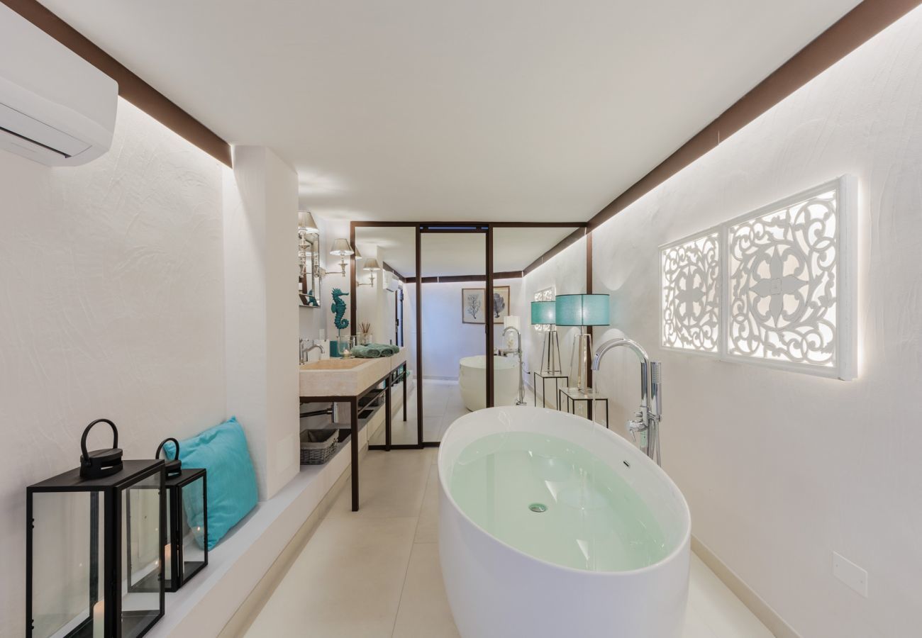 Villa in Ottiolu - Villa La Bella