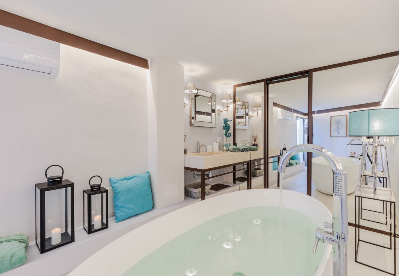 Villa in Ottiolu - Villa La Bella