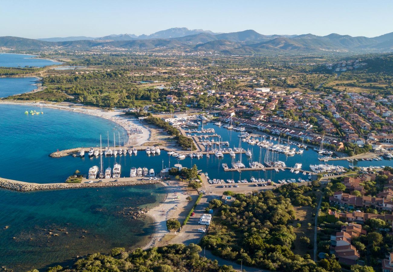 Villa in Ottiolu - VILLA LA BELLA, Luxury Seafront Villa with Panoramic Terrace in Porto Ottiolu, Sardinia