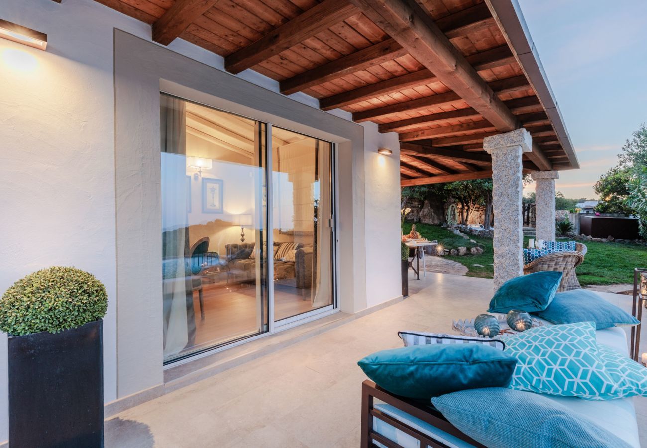 Villa in Ottiolu - Villa La Bella