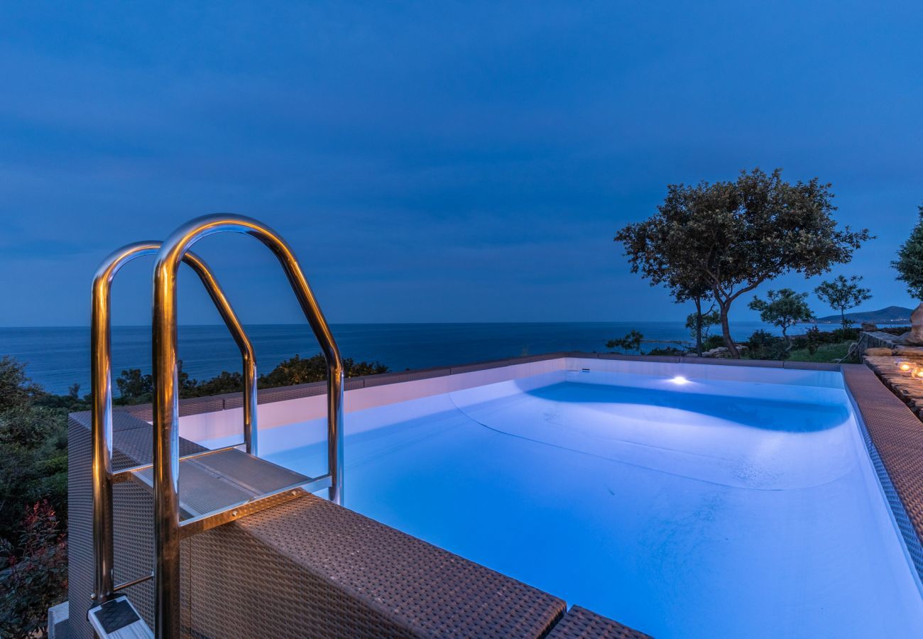 Villa in Ottiolu - Villa La Bella