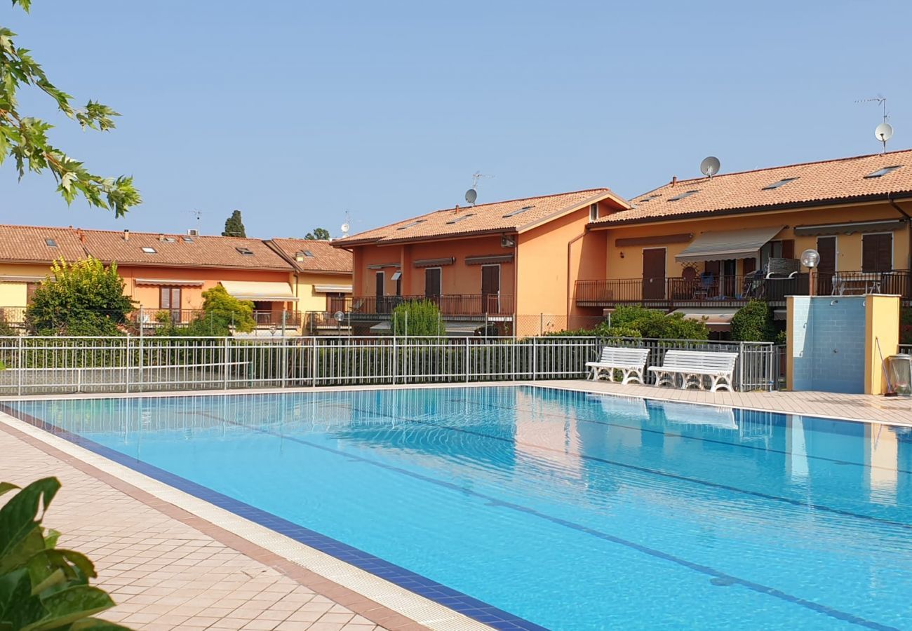 Ferienwohnung in Lazise - Regarda - Casa Viola mit 3 Schlafzimmer, 2 Badezimmer, Pool
