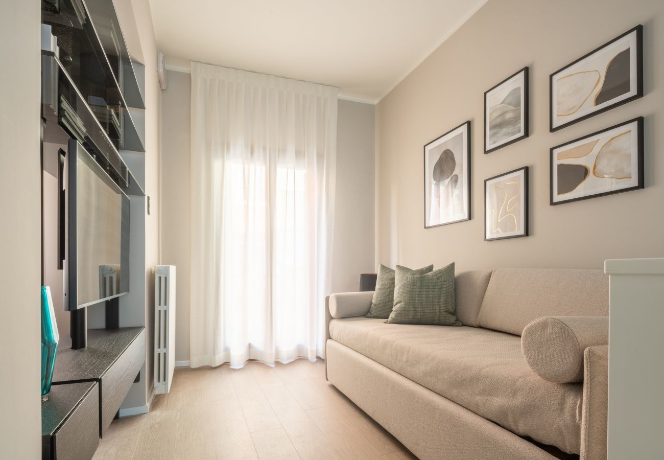 Ferienwohnung in Dorsoduro - Accademia Design Apartment with Balcony R&R 