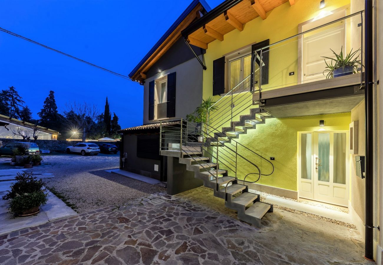 Ferienwohnung in Lazise - Regarda -  Luxury Suite Casa Masa 1B near Villa dei Cedri thermal Park