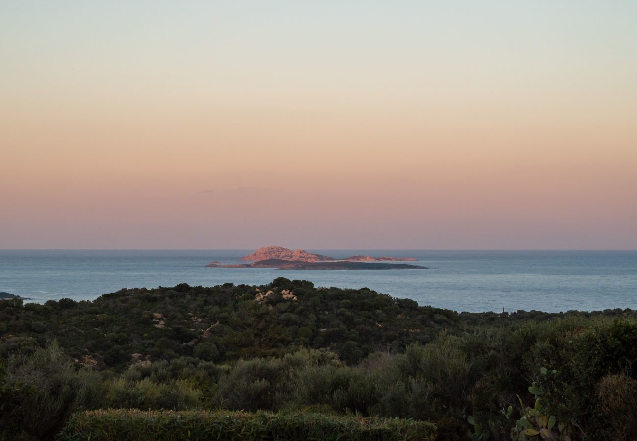 Villa in San Pantaleo - Villa Linda - typisches Stazzo mit Panoramablick San Pantaleo