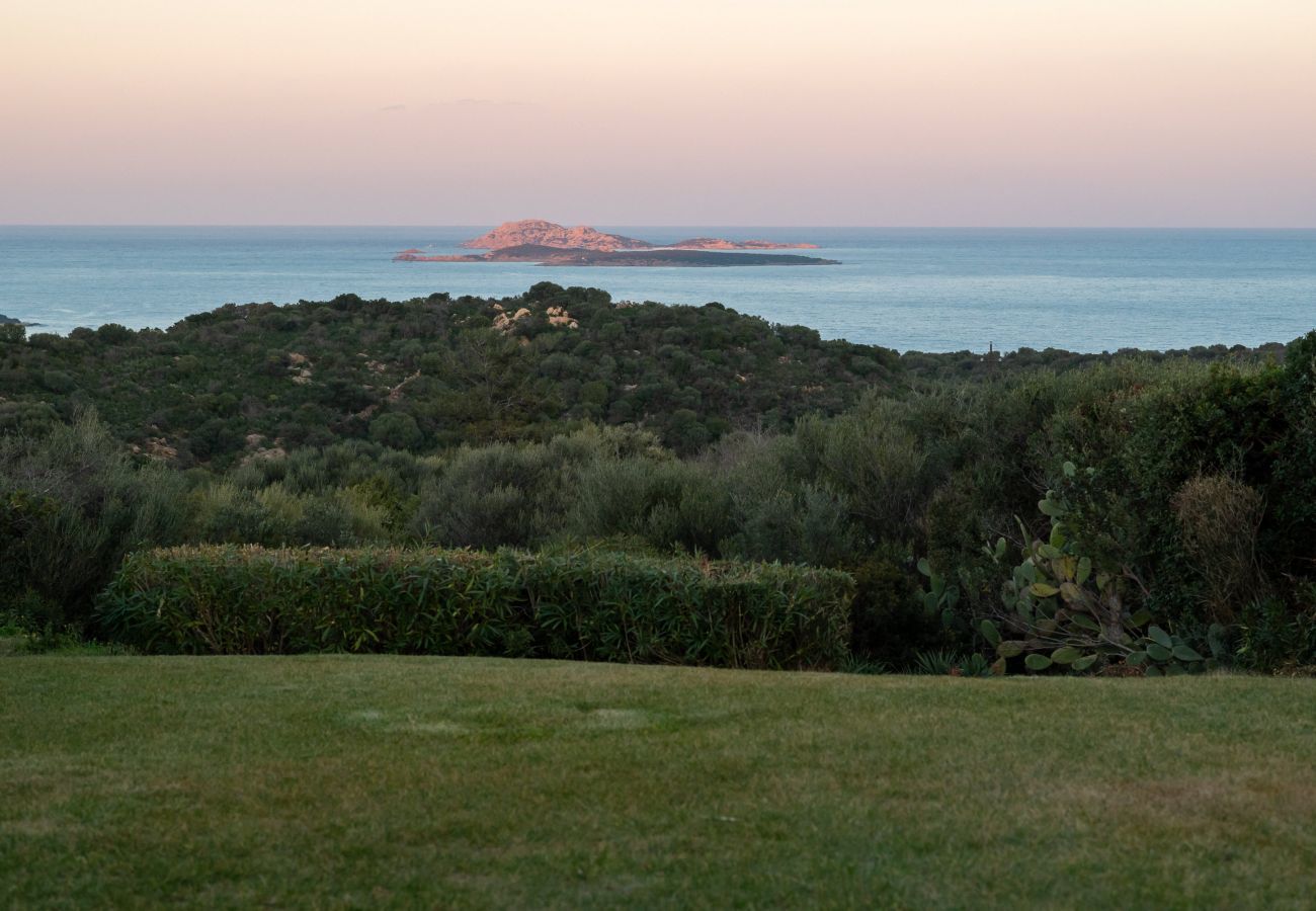 Villa in San Pantaleo - Villa Linda - typisches Stazzo mit Panoramablick San Pantaleo