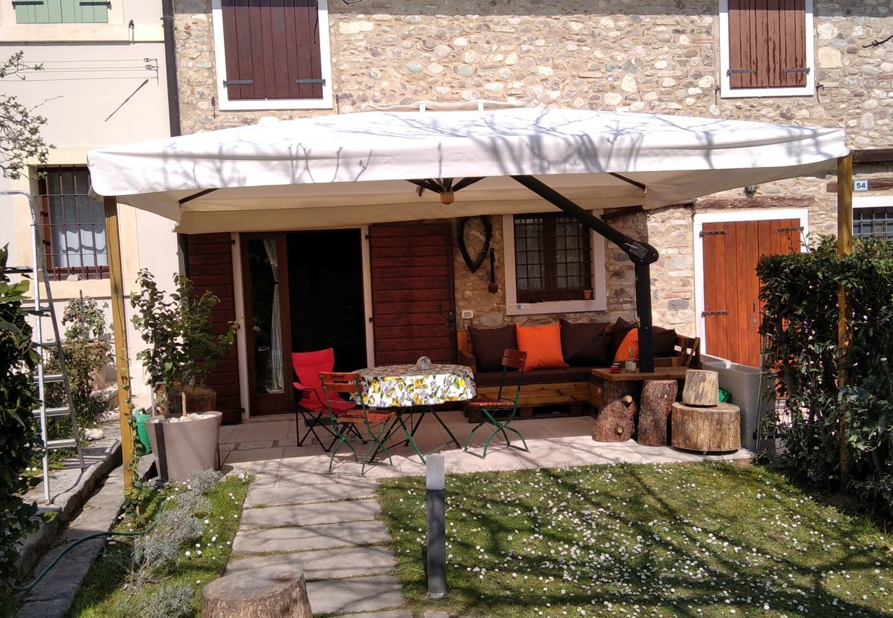 Stadthaus in Lazise - Regarda - Rustikal Haus Il Nocino, Urlaub mit Hund