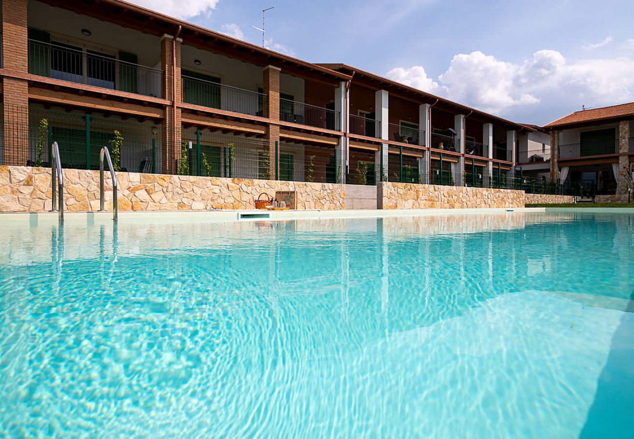 Ferienwohnung in Lazise - Regarda - Modern Wohnung Cascinale 11 mit Pool, Terrasse, Grill