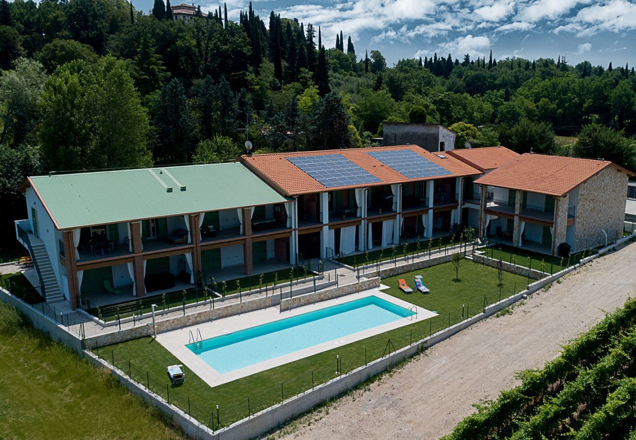 Ferienwohnung in Lazise - Regarda - Ruhig und modern Wohnung Cascinale 11 mit Pool, Terrasse, Grill