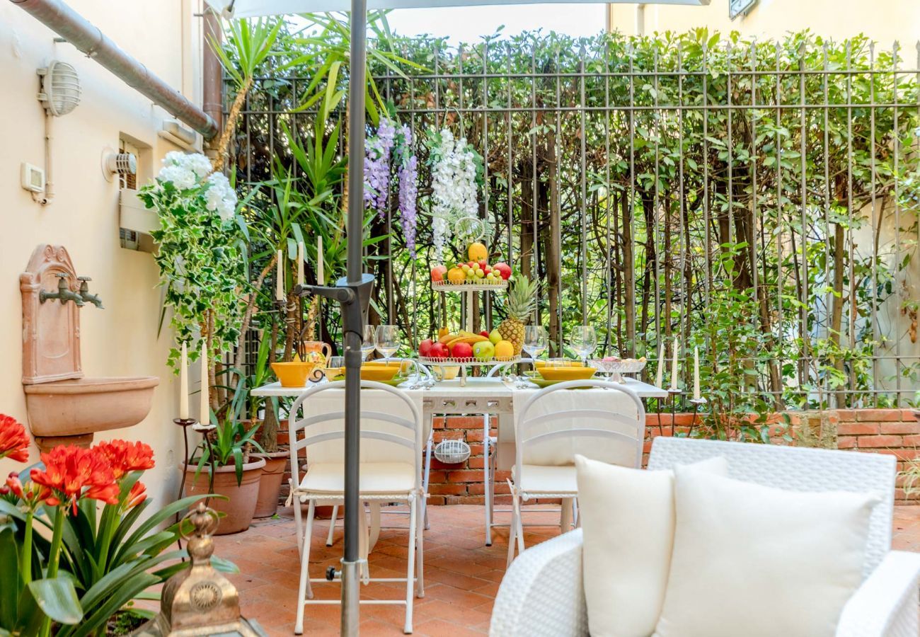 Ferienwohnung in Lucca - The Garden Along the Stream