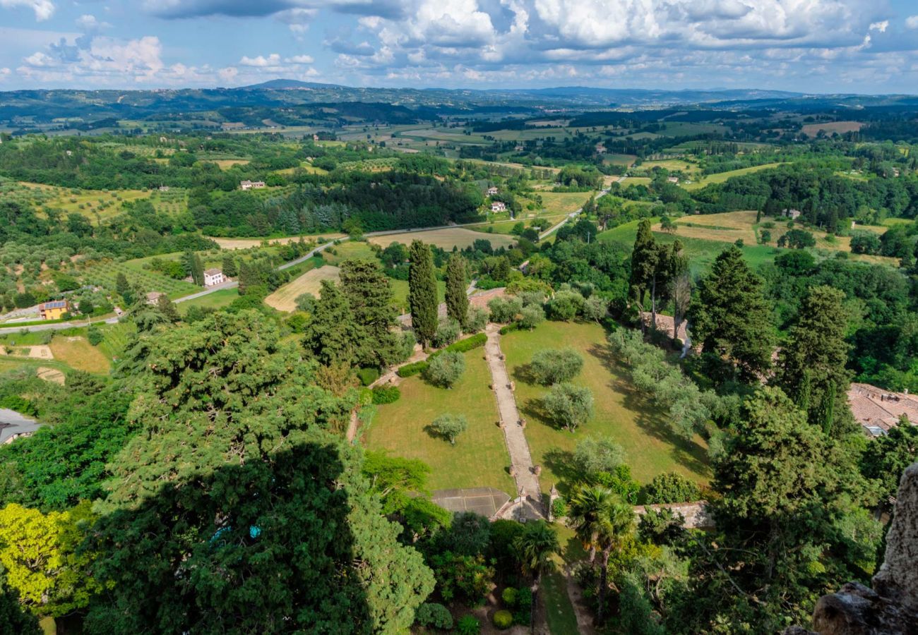 Villa in Cetona - Rocca di Cetona, a Luxury Castle with Pool in Tuscany