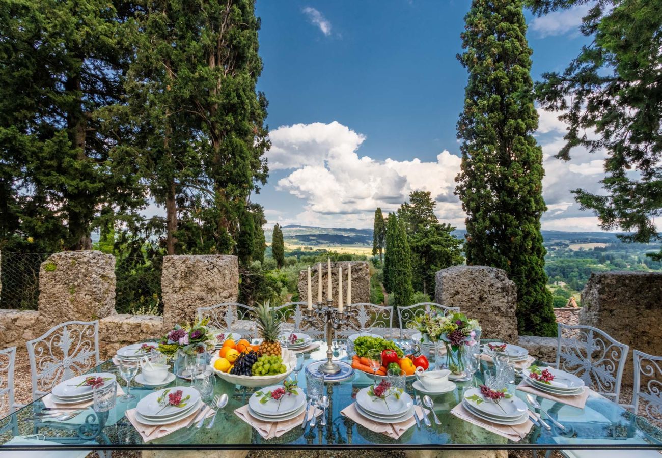 Villa in Cetona - Rocca di Cetona, a Luxury Castle with Pool in Tuscany