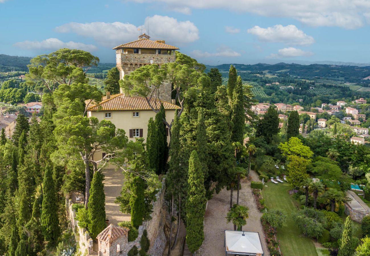 Villa in Cetona - Rocca di Cetona, a Luxury Castle with Pool in Tuscany