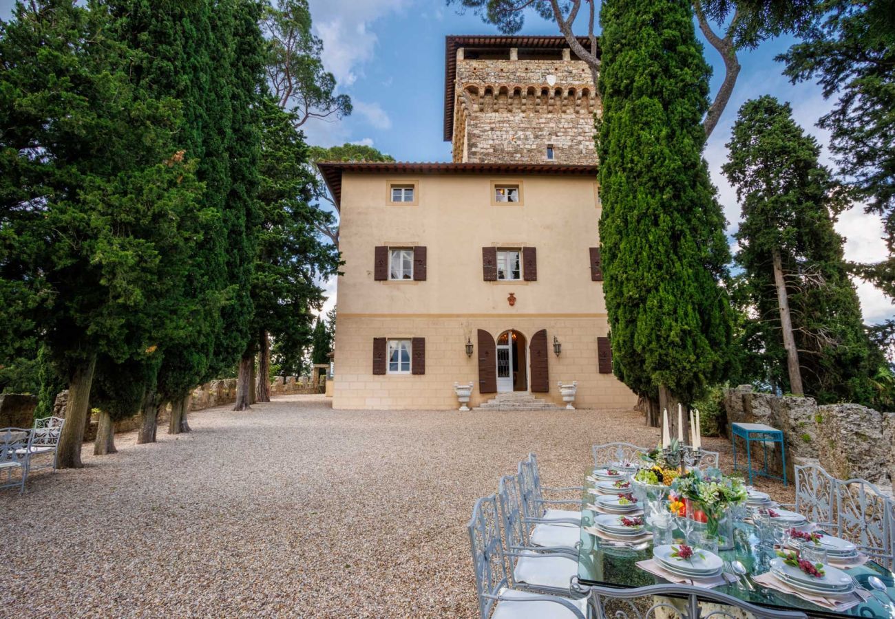 Villa in Cetona - Rocca di Cetona, a Luxury Castle with Pool in Tuscany