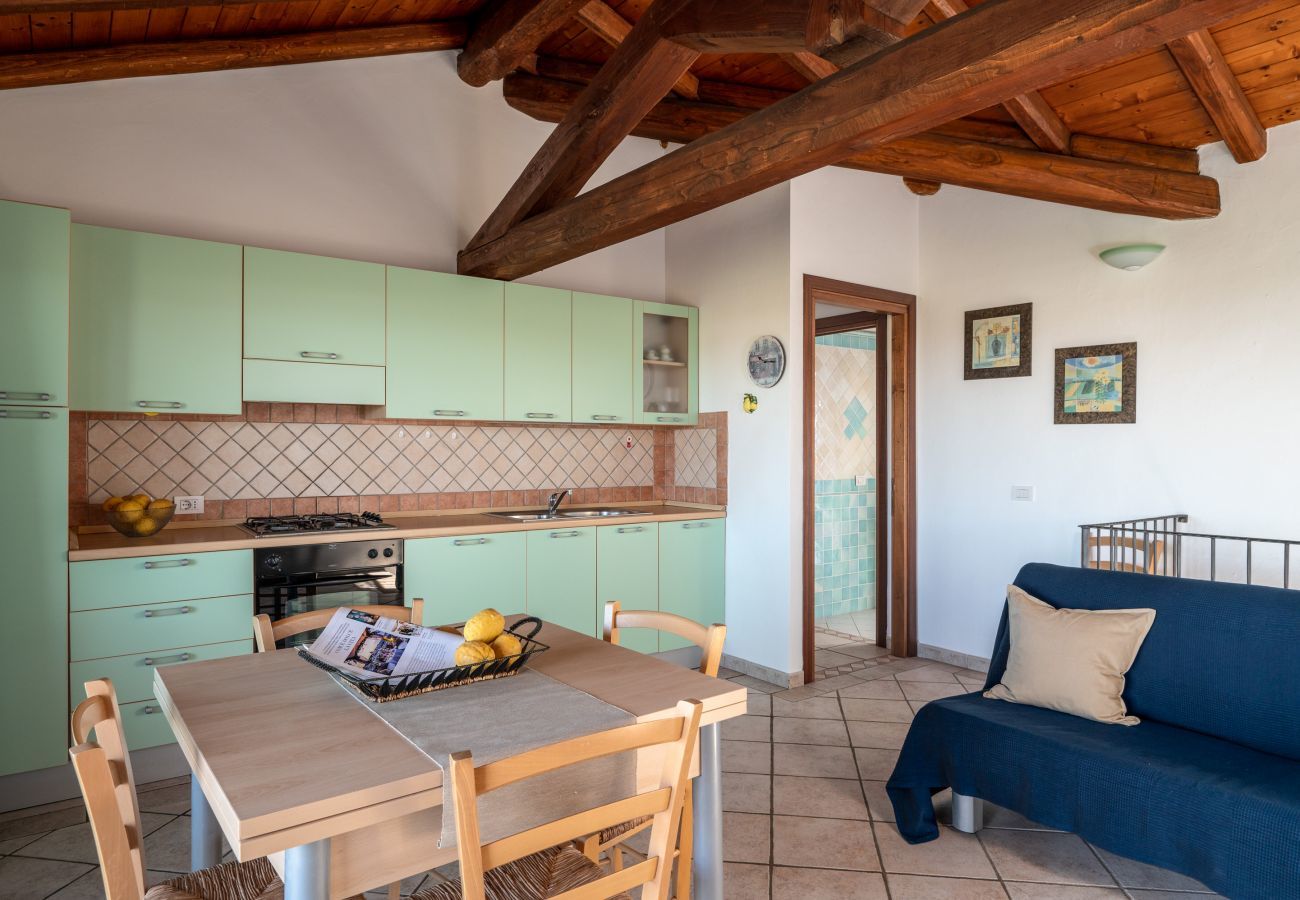 Wohnung in Olbia - Rovo Flat 7 - Apartment mit Meerblick, 600 Meter vom Strand von Bados entfernt