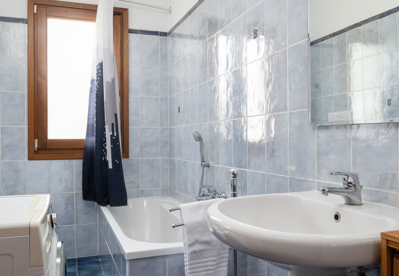 Ferienwohnung in Olbia - Garden Suite 6 - Entspannung, grüner Rasen, WLAN und Grill