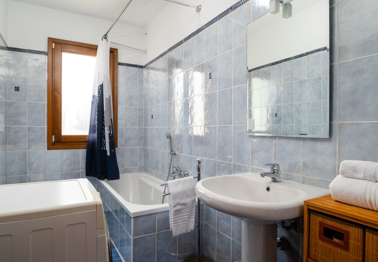 Ferienwohnung in Olbia - Garden Suite 6 - Entspannung, grüner Rasen, WLAN und Grill