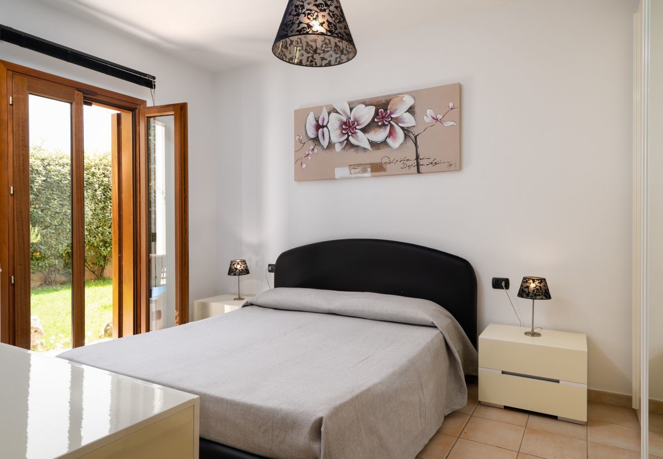 Ferienwohnung in Olbia - Garden Suite 6 - Entspannung, grüner Rasen, WLAN und Grill
