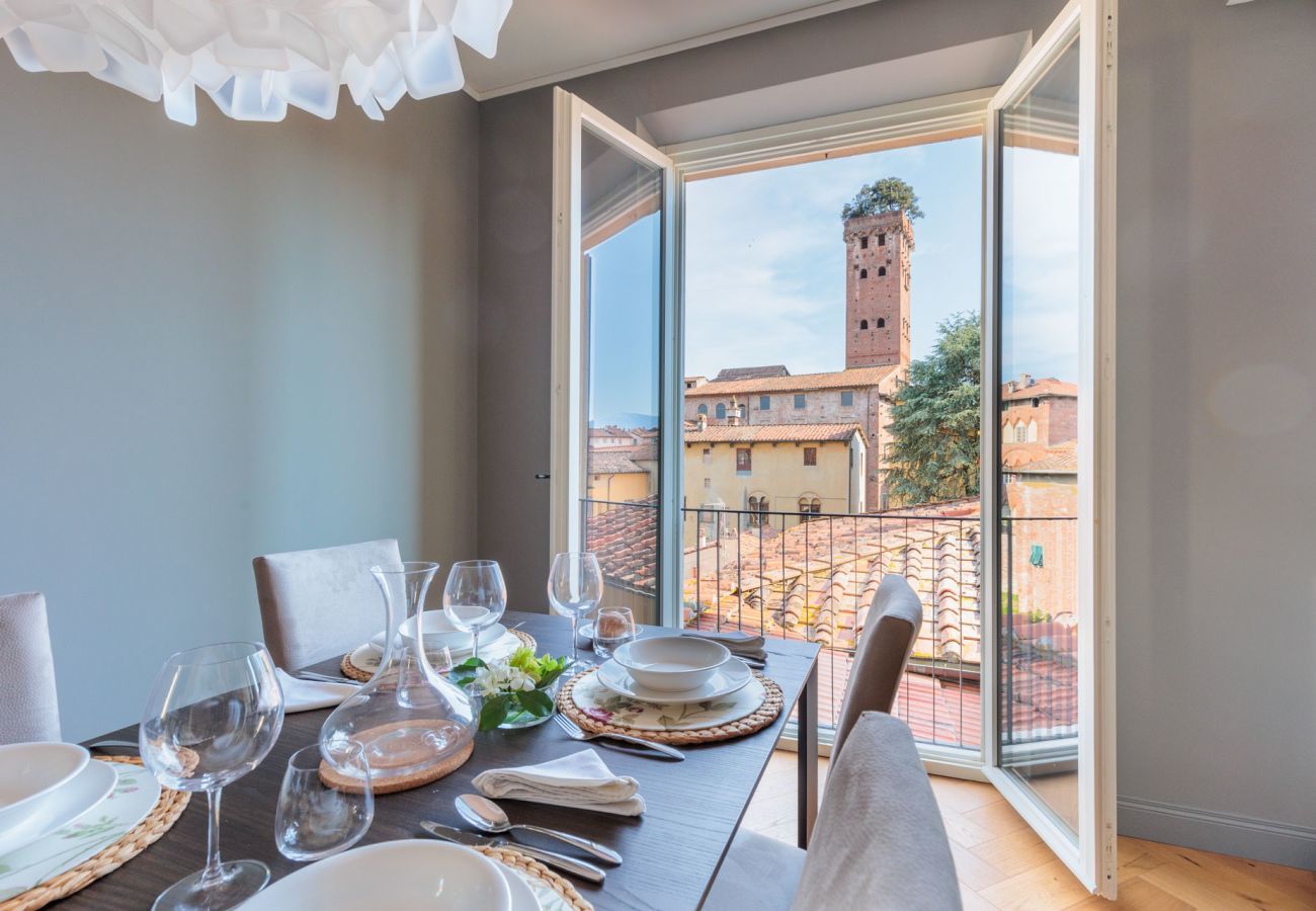 Ferienwohnung in Lucca - Casa Grey, Contemporary Penthouse