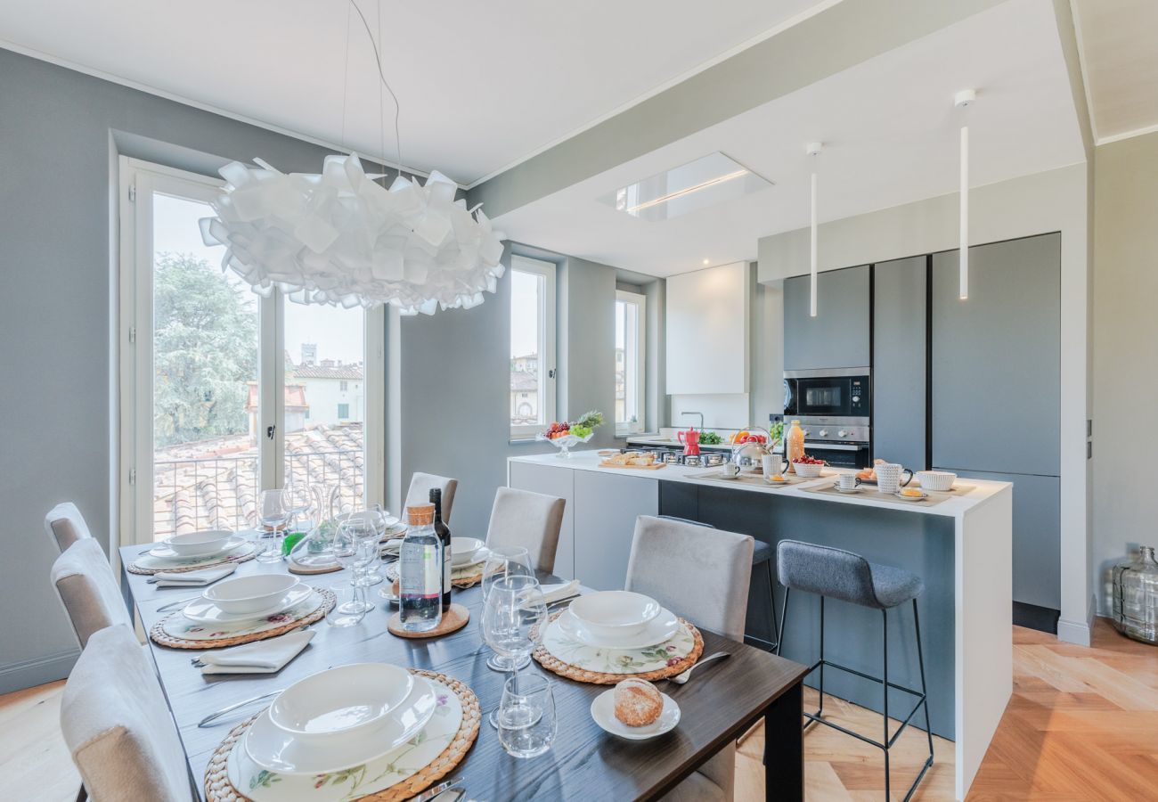 Ferienwohnung in Lucca - Casa Grey, Contemporary Penthouse