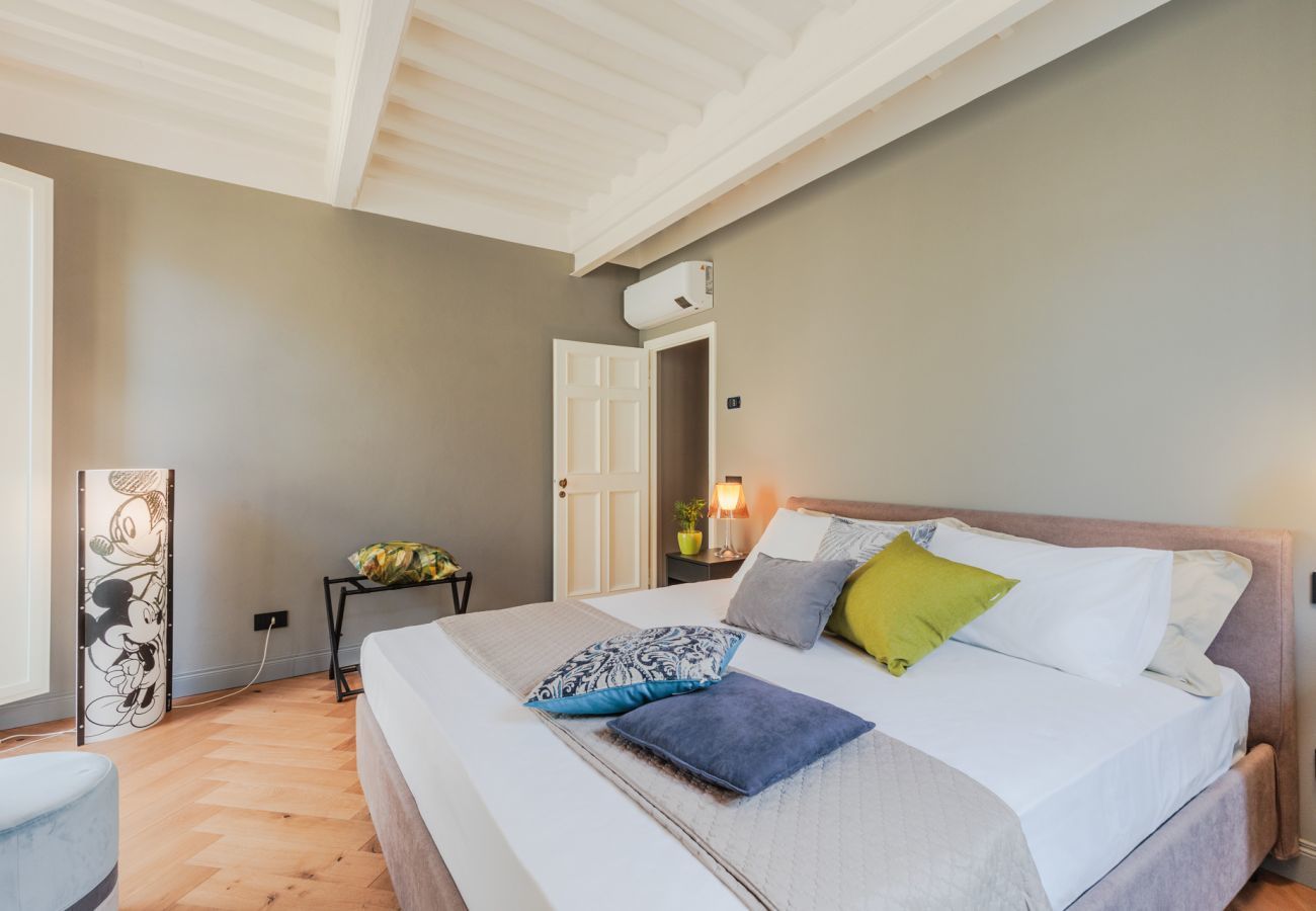 Ferienwohnung in Lucca - Casa Grey, Contemporary Penthouse