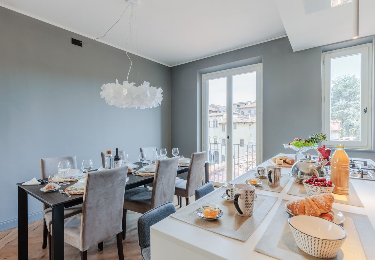 Ferienwohnung in Lucca - Casa Grey, Contemporary Penthouse