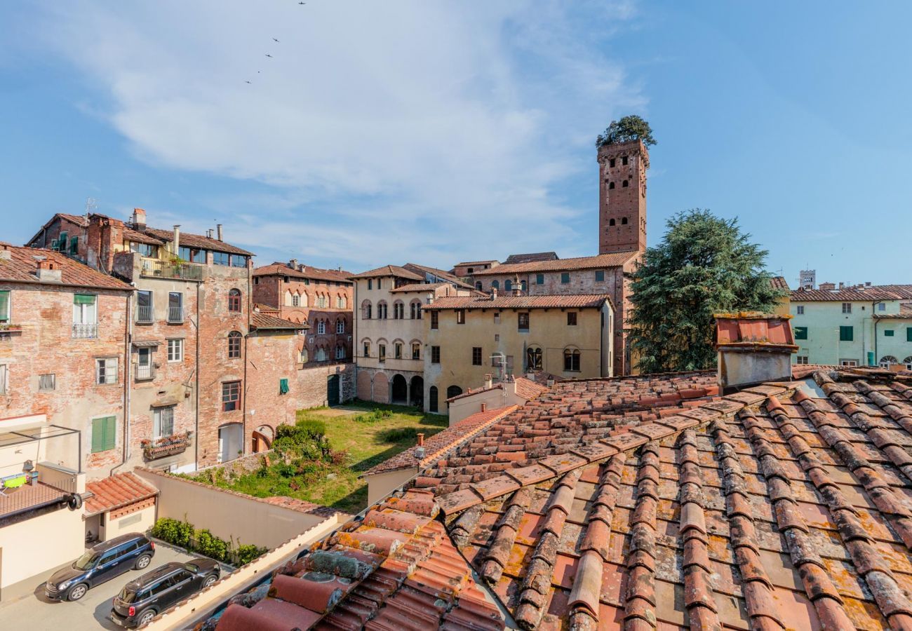 Ferienwohnung in Lucca - Casa Grey, Contemporary Penthouse
