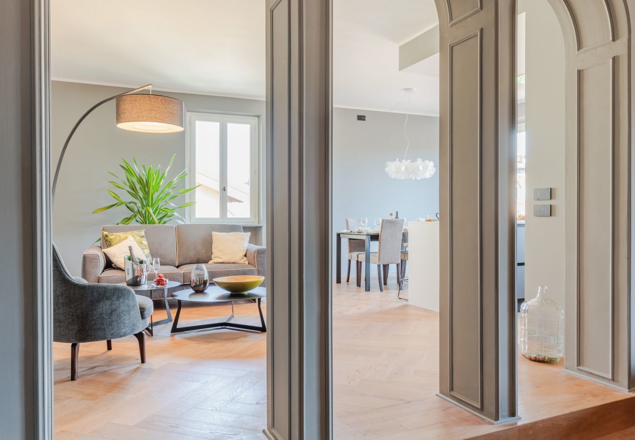 Ferienwohnung in Lucca - Casa Grey, Contemporary Penthouse
