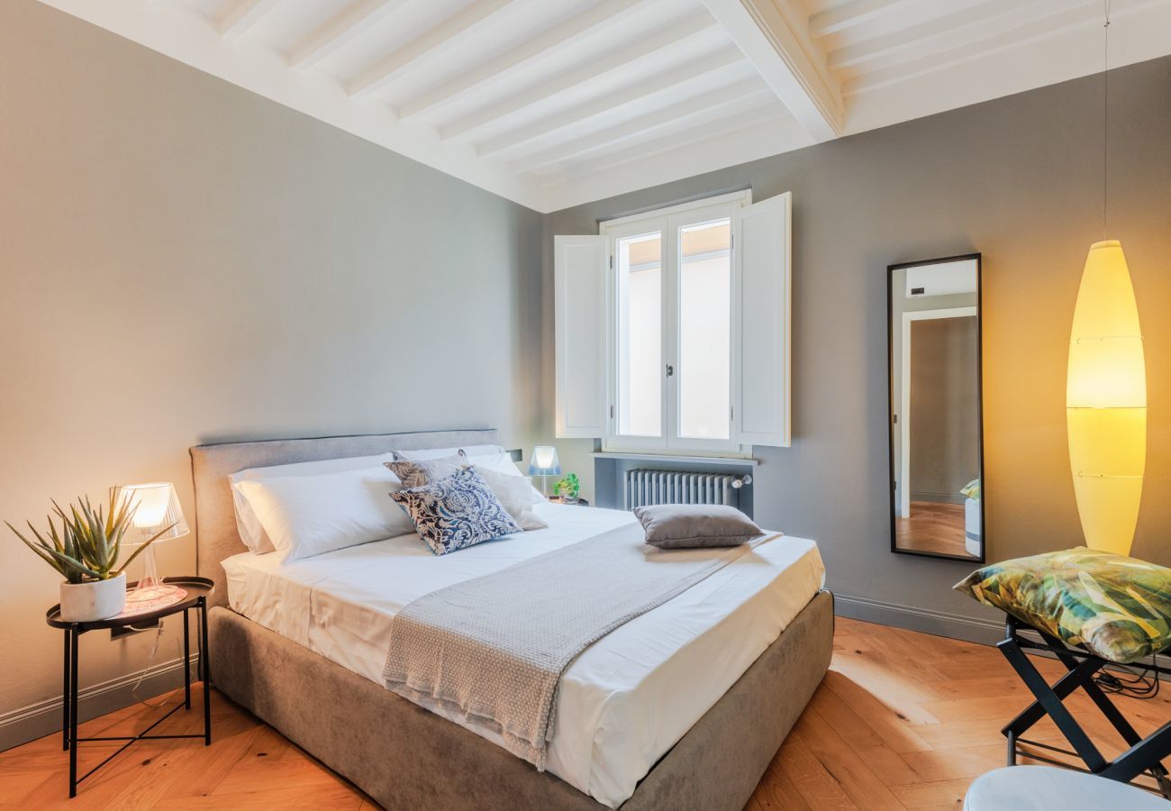 Ferienwohnung in Lucca - Casa Grey, Contemporary Penthouse