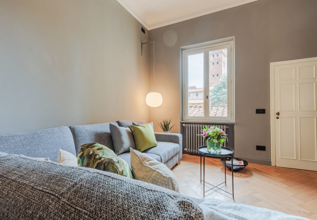 Ferienwohnung in Lucca - Casa Grey, Contemporary Penthouse