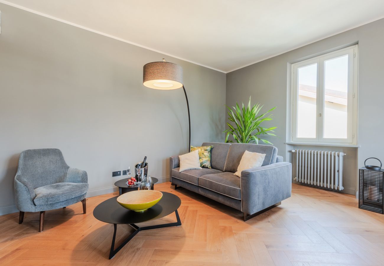 Ferienwohnung in Lucca - Casa Grey, Contemporary Penthouse