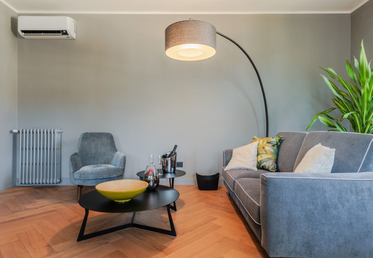 Ferienwohnung in Lucca - Casa Grey, Contemporary Penthouse