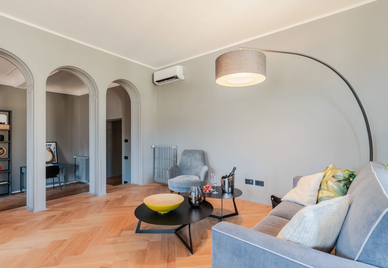 Ferienwohnung in Lucca - Casa Grey, Contemporary Penthouse
