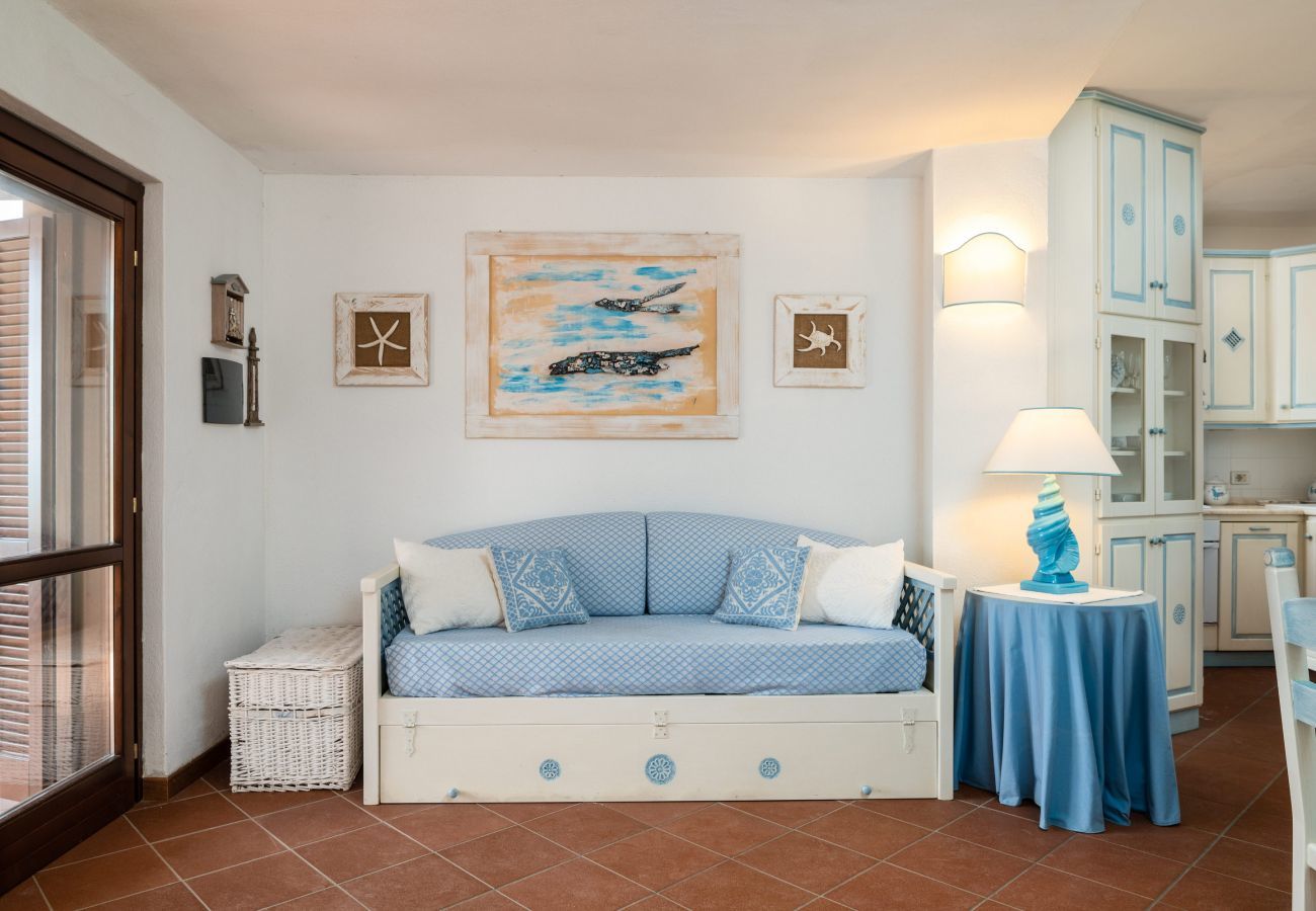 Wohnung in Porto Rotondo - I Lecci 3 - Terrasse mit Meerblick und Privatsphäre in Porto Rotondo