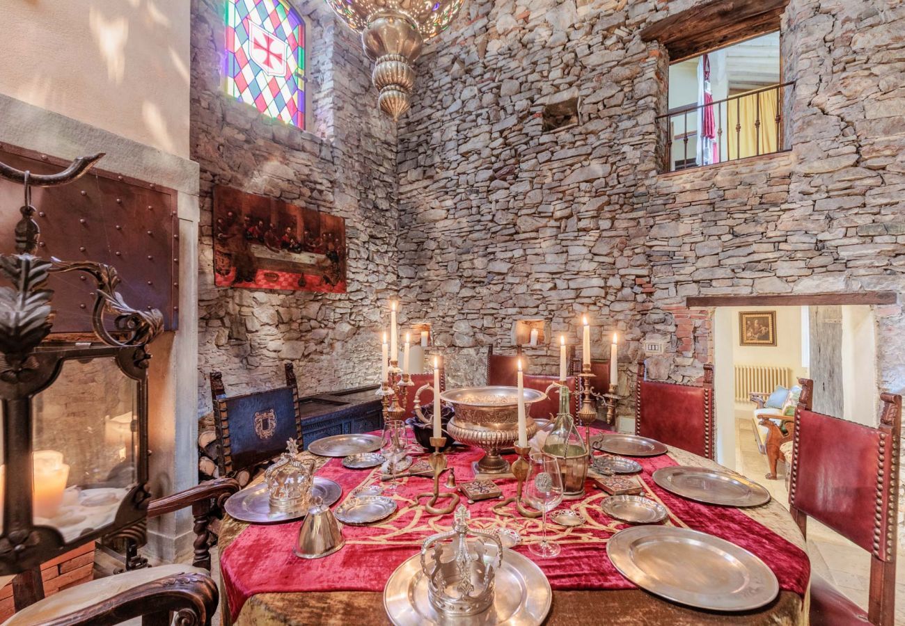 Villa in Borgo a Mozzano - Gran Burrone Castle